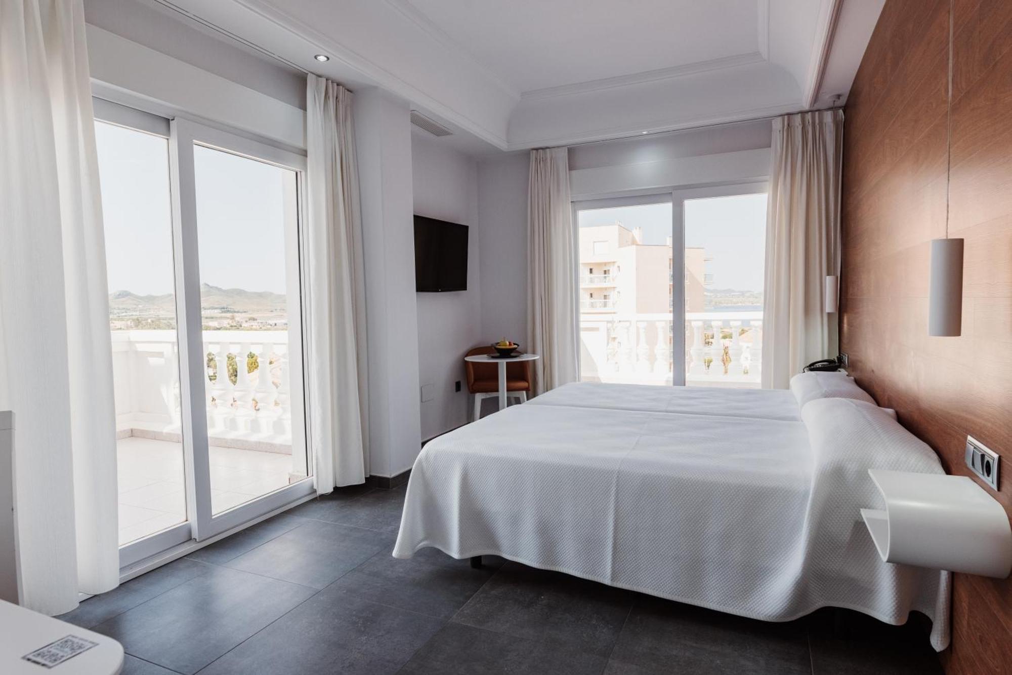 Hotel Los Delfines Λα Μάνγκα Δελ Μαρ Μενόρ Εξωτερικό φωτογραφία